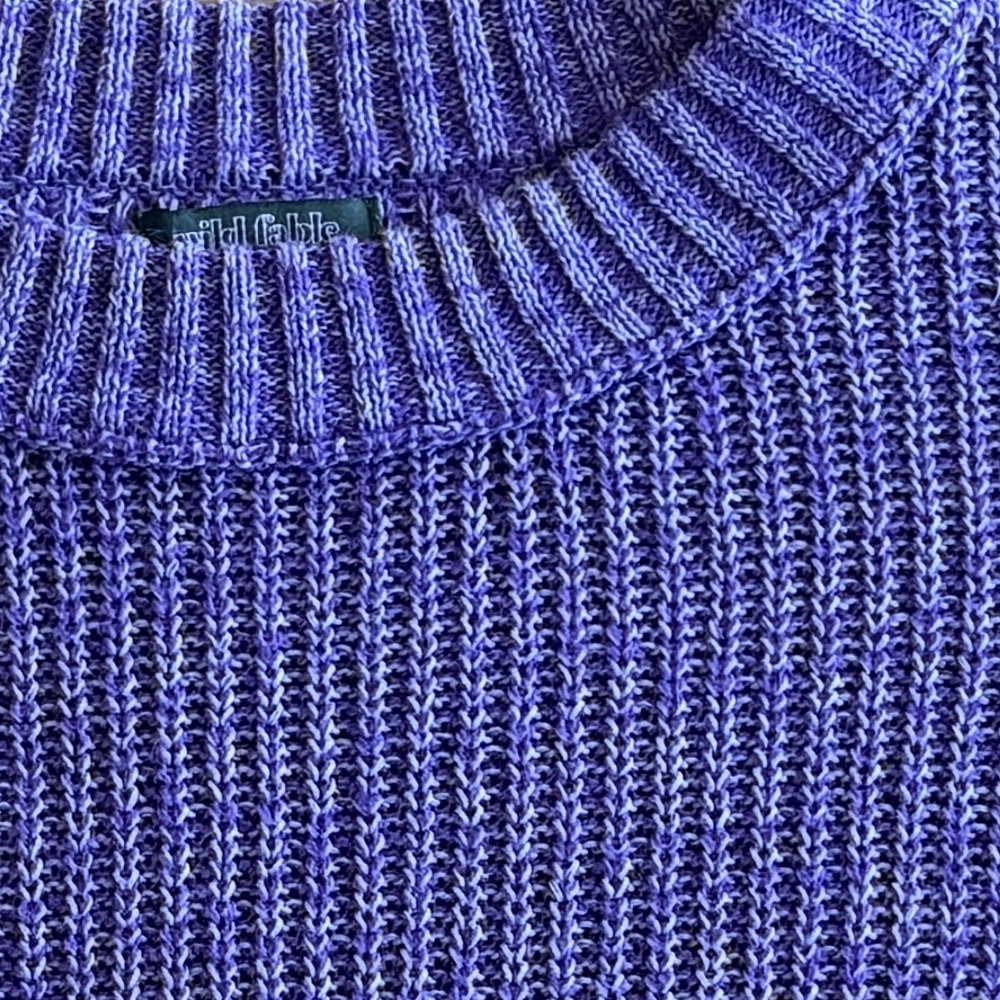 Thumbnail sweater01